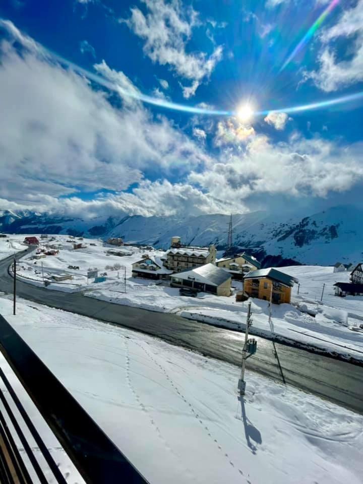 Winter House Gudauri Apartment Exterior photo
